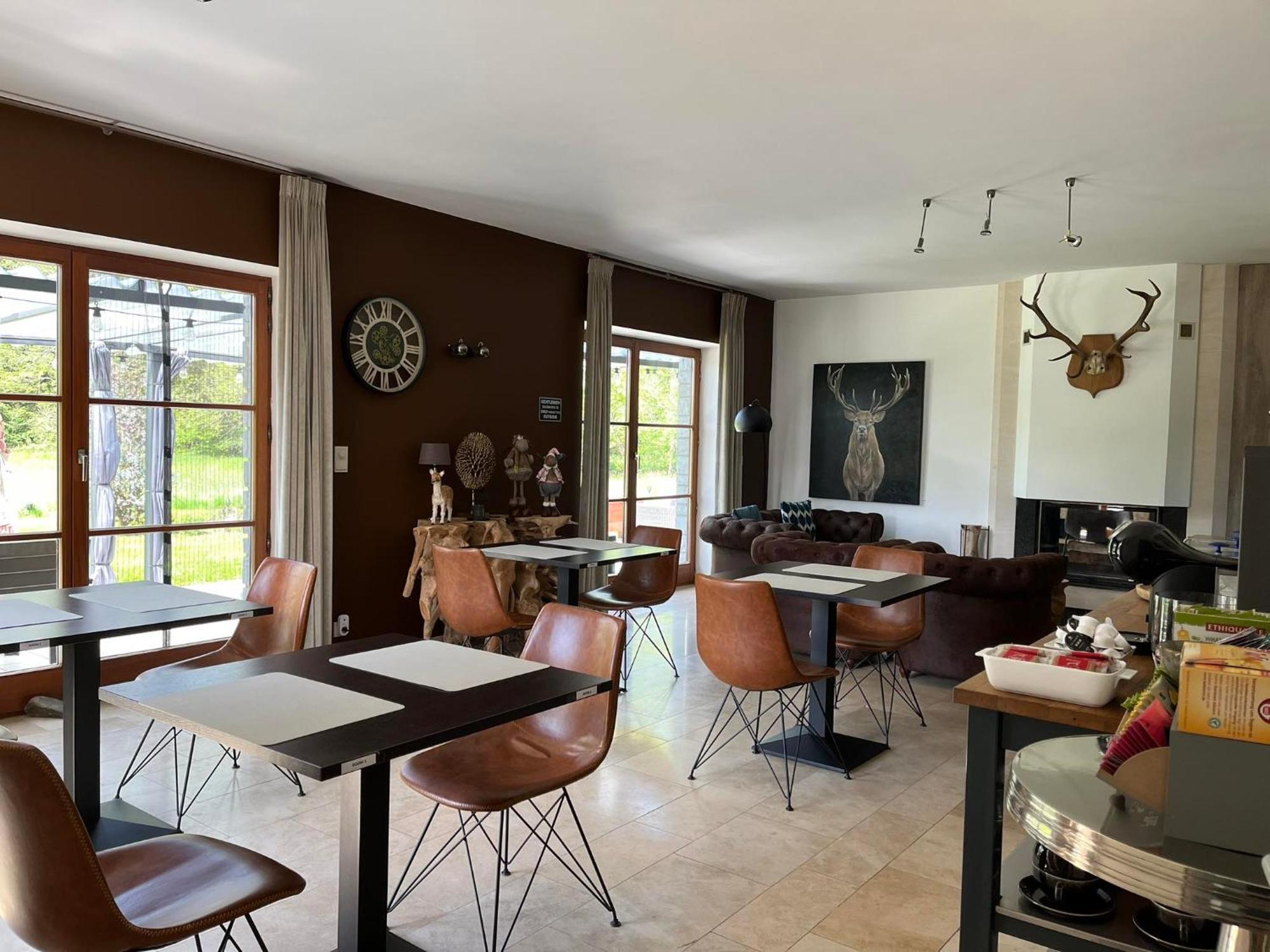B&B Madoli Érezée 外观 照片