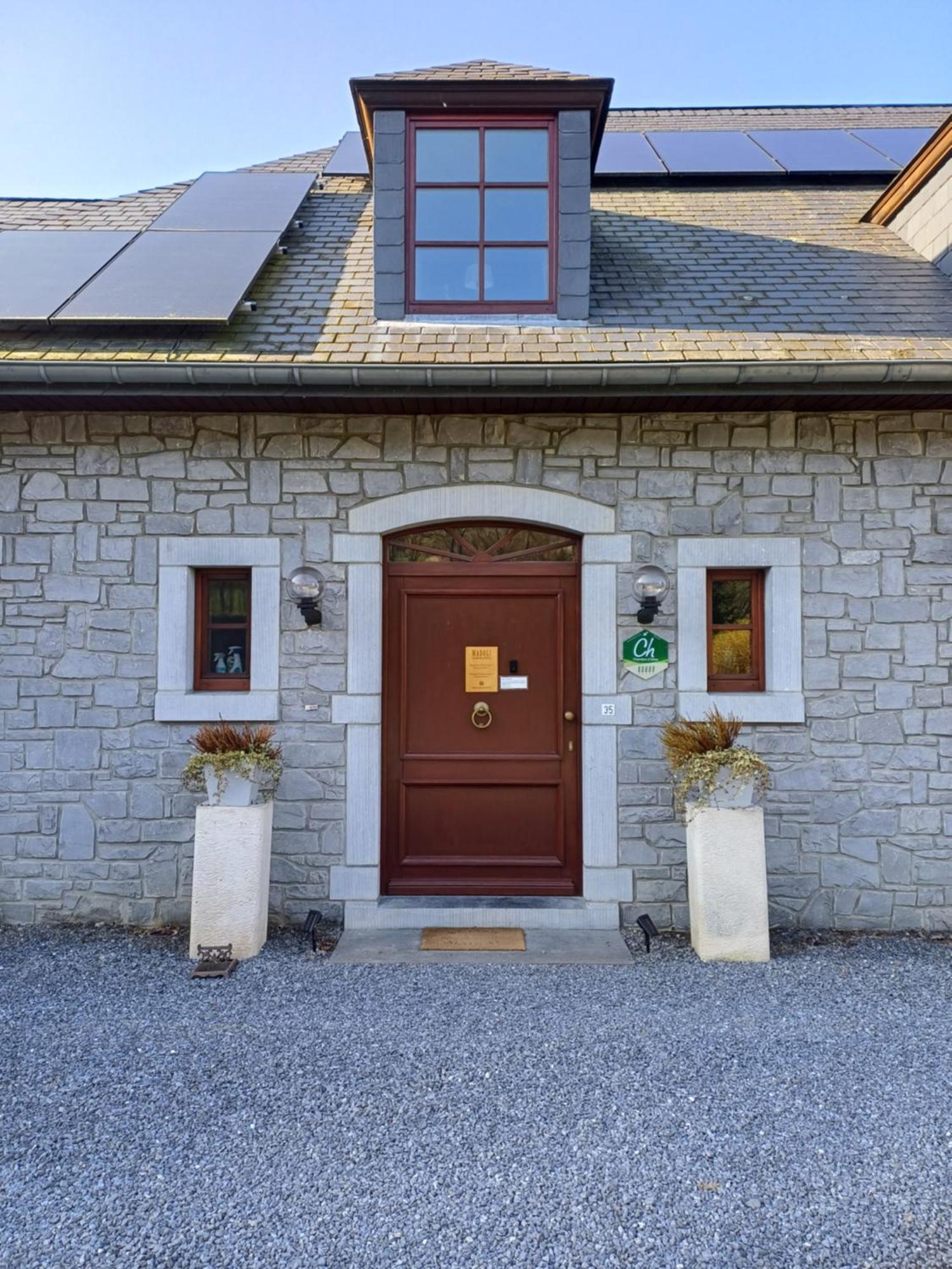 B&B Madoli Érezée 外观 照片