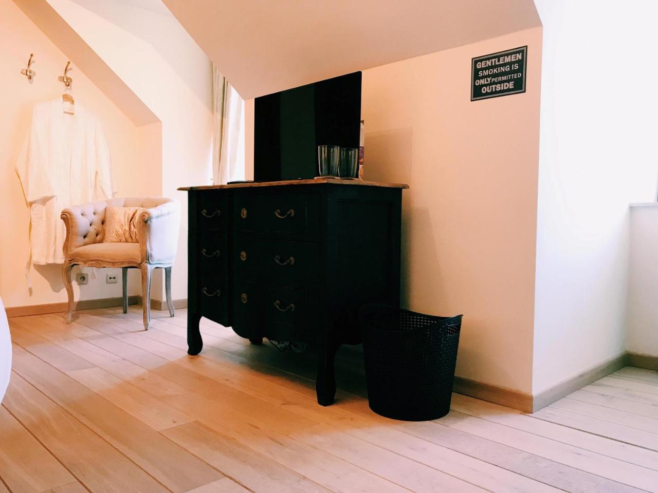 B&B Madoli Érezée 外观 照片